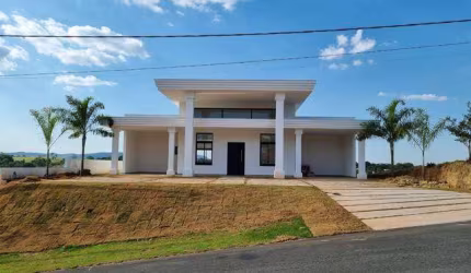 Casa em condomínio fechado com 3 quartos à venda na Celso Charuri, 105, Village Araçoiaba, Araçoiaba da Serra por R$ 1.300.000