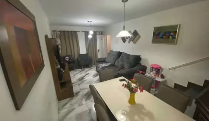Casa com 3 quartos à venda na Irmã Maria Judith Bassini, 101, Jardim Piratininga, Sorocaba por R$ 545.000
