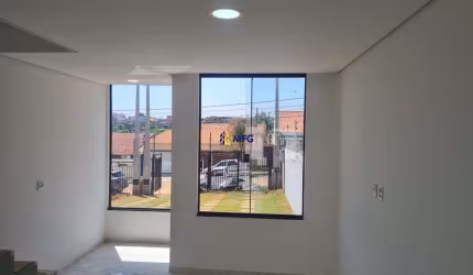 Casa com 2 quartos à venda na Das Hortênsias, 745, Jardim Simus, Sorocaba por R$ 460.000
