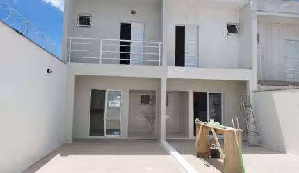 Casa com 2 quartos à venda na Avenida Ipanema, 8000, Jardim Novo Horizonte, Sorocaba por R$ 350.000