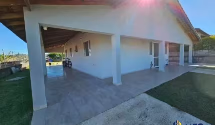 Casa em condomínio fechado com 3 quartos à venda na Pedro Dias Moreira, 12, Campo do Meio, Araçoiaba da Serra por R$ 650.000