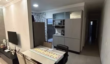 Casa com 2 quartos à venda na Benedicto Antunes, 19, Jardim Santo André, Sorocaba por R$ 325.000
