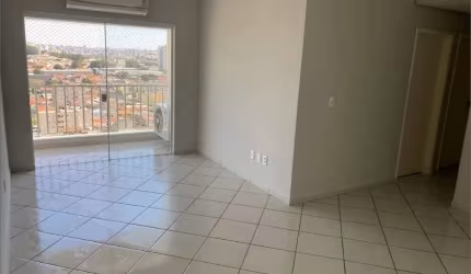 Apartamento com 3 quartos à venda na Rua Belmira Loureiro de Almeida, 395, Jardim Piratininga, Sorocaba por R$ 690.000