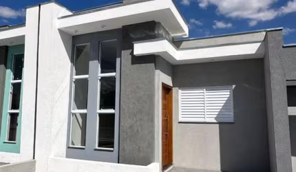 Casa em condomínio fechado com 2 quartos à venda na João Leme dos Santos Km 117, 1, Jardim São Lucas, Salto de Pirapora por R$ 320.000