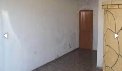 Casa com 2 quartos à venda na Monte Alegre, 258, Centro, Votorantim por R$ 440.000