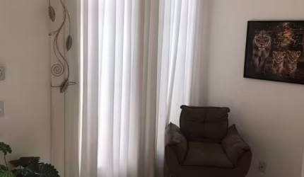 Casa com 2 quartos à venda na Lázaro de Oliveira, 49, Lopes de Oliveira, Sorocaba por R$ 230.000