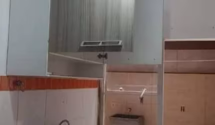 Casa com 2 quartos à venda na Candida Pizzol Brunherotto, 370, Jardim Santa Catarina, Sorocaba por R$ 165.000