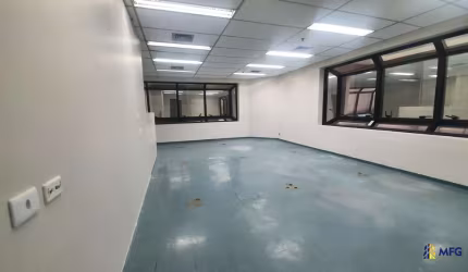 Sala comercial à venda na Avenida Francisco Matarazzo, 404, Barra Funda, São Paulo por R$ 650.000