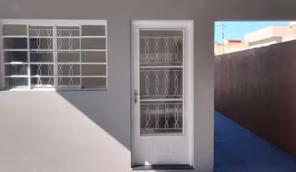 Casa com 3 quartos à venda na Shiguero Kitaoka, 66, Jardim Horizonte, Araçoiaba da Serra por R$ 310.000