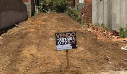 Terreno à venda no bateias 2