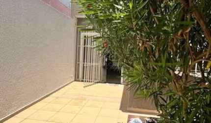 À VENDA - Casa Geminada no Morada dos Pássaros III