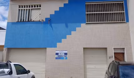 Galpão à venda com 300m² no Siqueira Campos
