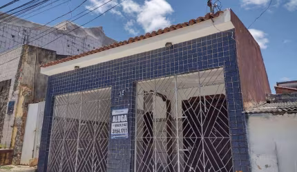 Casa com 3 dormitórios à venda, 150 m² por R$ 270.000,00 - Industrial - Aracaju/SE