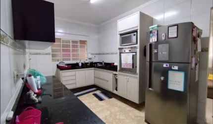Zona Sul, Jd Bandeirantes / Casa com 2 dorms