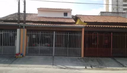 Bosque dos Eucaliptos, casa com 3 dorms