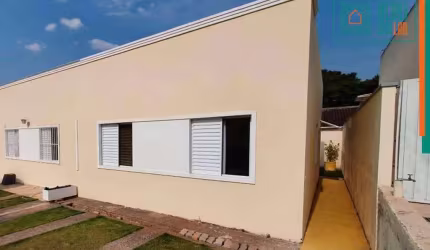Sobrado a venda no Caucaia do Alto, Cotia,SP, com 55m², living para 2 ambientes, 3 dormitórios, 2 vagas autos