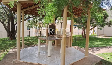 Apartamento com 2 quartos à venda na Avenida Remo Oscar Beseggio, 365, Jardim Alvorada, Valinhos, 48 m2 por R$ 220.000
