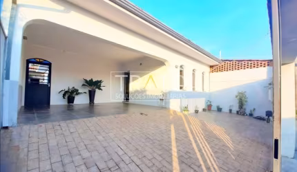 Casa com 4 quartos à venda na Rua Julia Segallio, 1205, Jardim Eulina, Campinas, 165 m2 por R$ 550.000