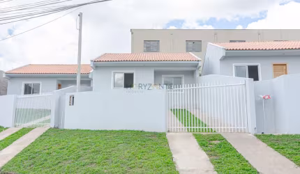 Casa com 3 quartos à venda na São Gabriel, 1128, Campo Pequeno, Colombo, 48 m2 por R$ 360.000