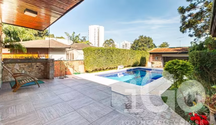 Casa com 5 quartos à venda na Avenida Duque de Caxias, Alto da Boa Vista, São Paulo por R$ 3.500.000
