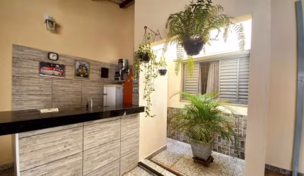 Casa para Venda em Ribeirão Preto, Parque dos Pinus, 3 dormitórios, 1 suíte, 3 banheiros, 2 vagas