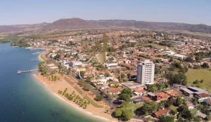 Terreno em Condomínio para Venda em Rifaina, Centro