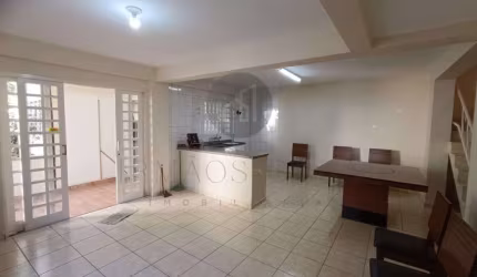 Casa com 3 quartos à venda na Rua São José, 586, Country Club, Poços de Caldas, 275 m2 por R$ 850.000
