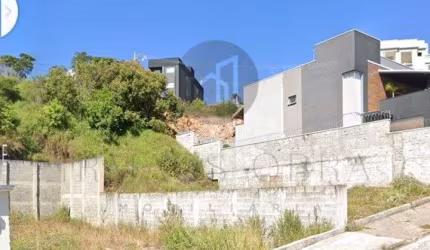 Terreno à venda na Rua Sete, 80, Jardim Bandeirantes, Poços de Caldas por R$ 190.000