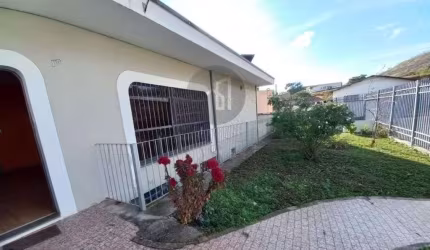 Casa com 2 quartos à venda na Rua Carmo Lamana, 10, São Geraldo, Poços de Caldas, 223 m2 por R$ 1.100.000