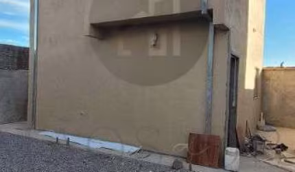 Casa com 2 quartos à venda na Rua Biotita, 860, Jardim Kennedy, Poços de Caldas, 65 m2 por R$ 240.000