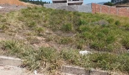 Terreno à venda na Avenida Roma, Jardins de Florença, Poços de Caldas por R$ 250.000