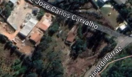 Terreno à venda na Rua Thereza Matricardi Ferraz, 720, Chácaras Poços de Caldas, Poços de Caldas por R$ 560.000