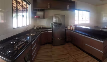 Casa com 3 quartos à venda na Rua São Lucas, 53, Zona Rural, Campestre, 200 m2 por R$ 550.000