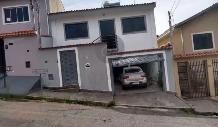 Casa com 2 quartos à venda na Rua Thires Torraca, 50, Loteamento Residencial Santa Clara II, Poços de Caldas, 120 m2 por R$ 350.000