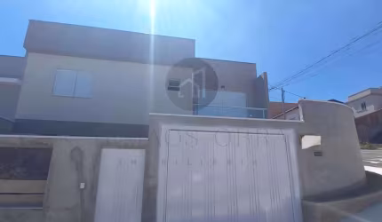 Casa com 4 quartos à venda na Avenida das Quaresmeiras, 329, Residencial Morumbí, Poços de Caldas, 215 m2 por R$ 950.000