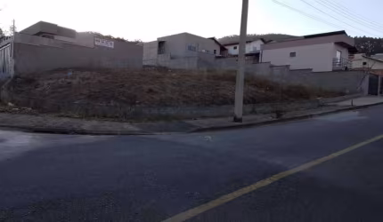 Terreno à venda na Avenida Doutor Rowilson Flora Filho, 500, Loteamento Residencial Tiradentes, Poços de Caldas por R$ 210.000