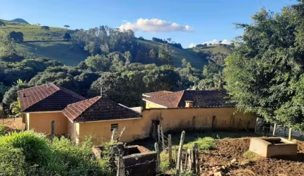Fazenda com 1 sala à venda na Rodovia Poços a Caldas, 10000, Zona Rural, Caldas, 350 m2 por R$ 1.800.000