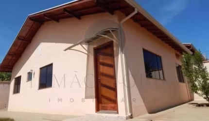 Casa com 3 quartos à venda na Avenida Itália, 75, Parque das Nações, Poços de Caldas, 90 m2 por R$ 370.000