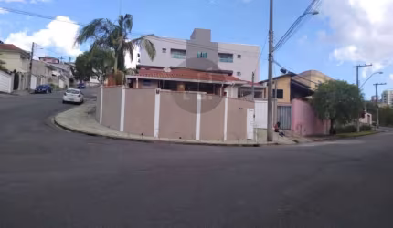 Casa com 3 quartos à venda na Rua Luiz Bernardo, 110, Village São Luiz, Poços de Caldas, 120 m2 por R$ 690.000