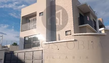 Casa com 3 quartos à venda na Rua Lúcia Saccoman Junqueira, 195, Jardim das Acácias, Poços de Caldas, 230 m2 por R$ 1.269.000
