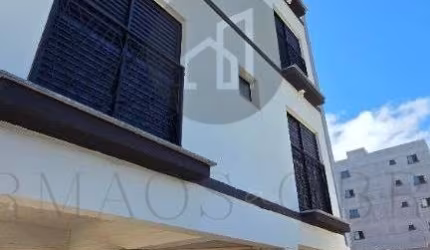 Apartamento Mobiliado ao Lado da PUC com Elevador e Vaga de Garagem