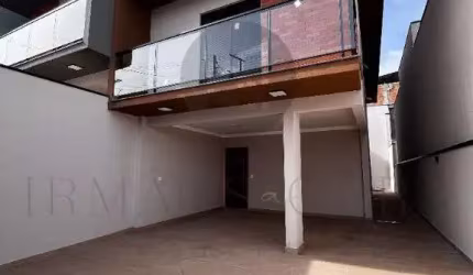 Casa com 3 quartos à venda na Rua Aristides Thomaz Ballerini, 50, Jardim Ipê, Poços de Caldas, 145 m2 por R$ 699.000