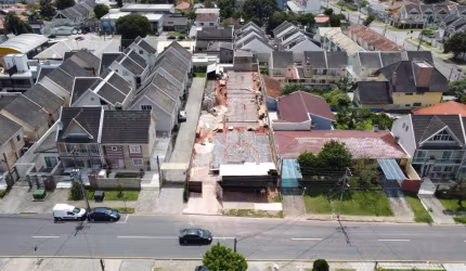 Sobrado com 4 quartos  à venda, 194.96 m2 por R$1157000.00  - Boqueirao - Curitiba/PR