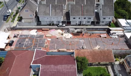 Sobrado com 4 quartos  à venda, 171.35 m2 por R$960000.00  - Boqueirao - Curitiba/PR