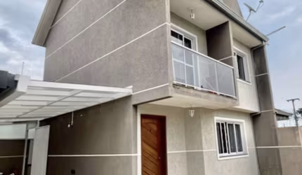 Sobrado com 3 quartos  à venda, 115.51 m2 por R$625000.00  - Capao Raso - Curitiba/PR