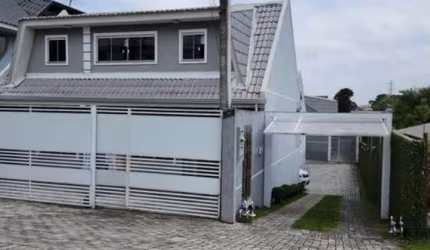 Sobrado com 3 quartos  à venda, 70.00 m2 por R$420000.00  - Sitio Cercado - Curitiba/PR