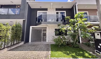 Sobrado com 3 quartos  à venda, 140.00 m2 por R$1200000.00  - Pinheirinho - Curitiba/PR