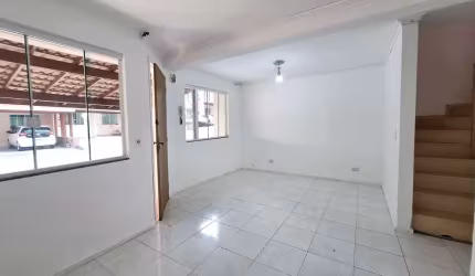 Sobrado com 3 quartos  à venda, 71.94 m2 por R$430000.00  - Alto Boqueirao - Curitiba/PR