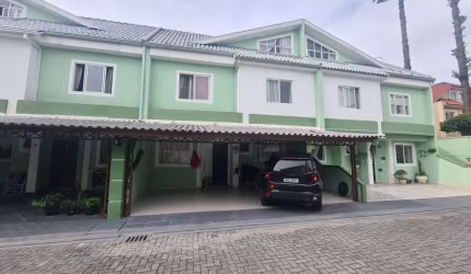 Sobrado com 3 quartos  à venda, 123.73 m2 por R$799000.00  - Boqueirao - Curitiba/PR