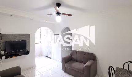 Apartamento 2 Quartos, Dependência, Condomínio com Portaria 24h!
